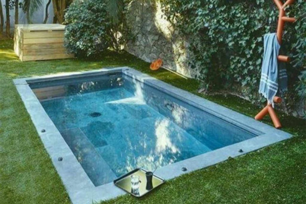 small backyard plunge pools brisbane