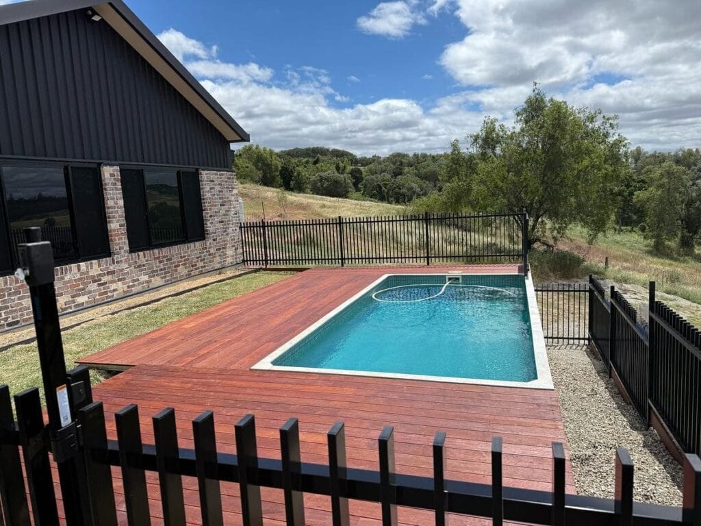 rectangle plunge pool kangaroo point